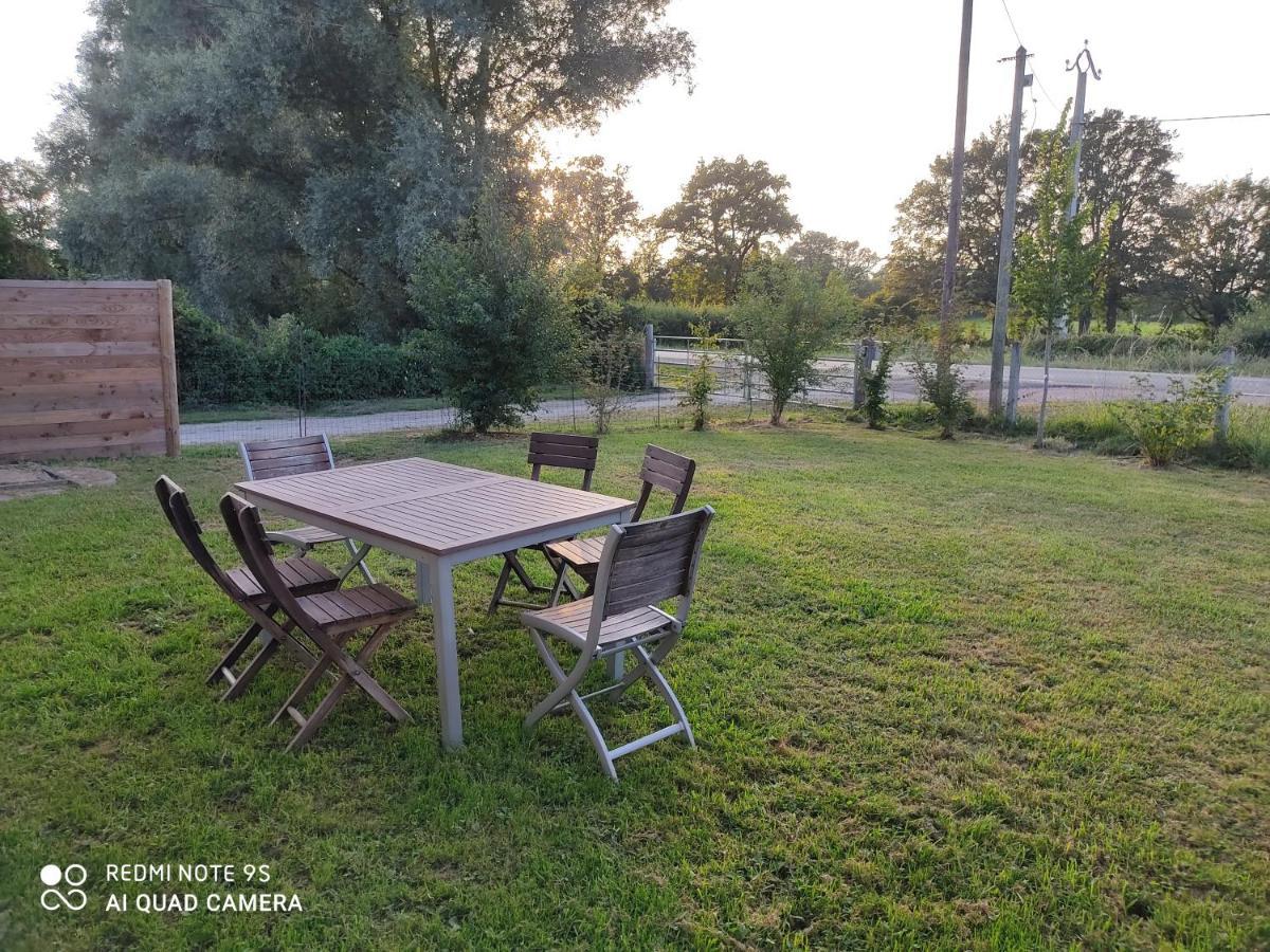 Bienvenue à La Grenouillère Vila Le Magny  Exterior foto